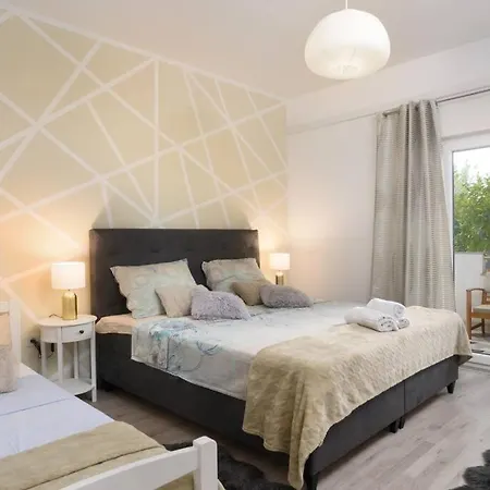 New With Pool And Jacuzzi Only For Apartment Kastela